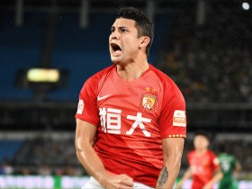 广州队主场抢分，势不可挡登顶榜首的简单介绍